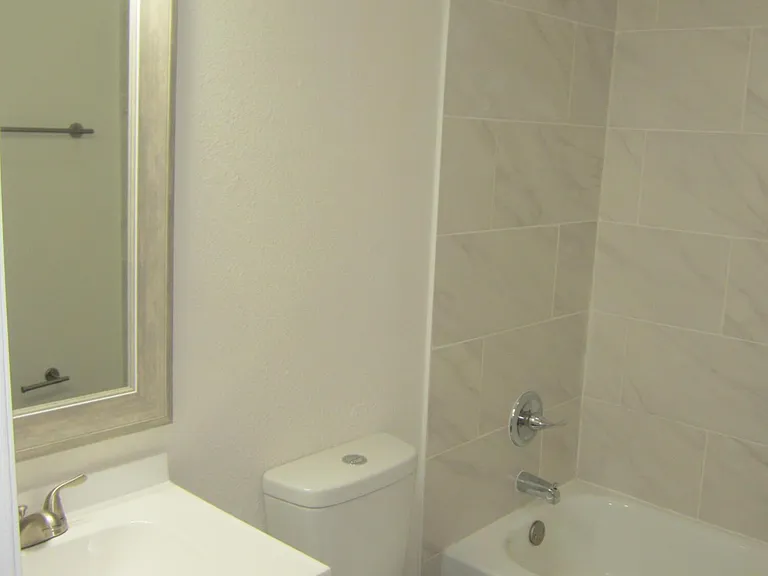 305 Corvena Way — Photo 39