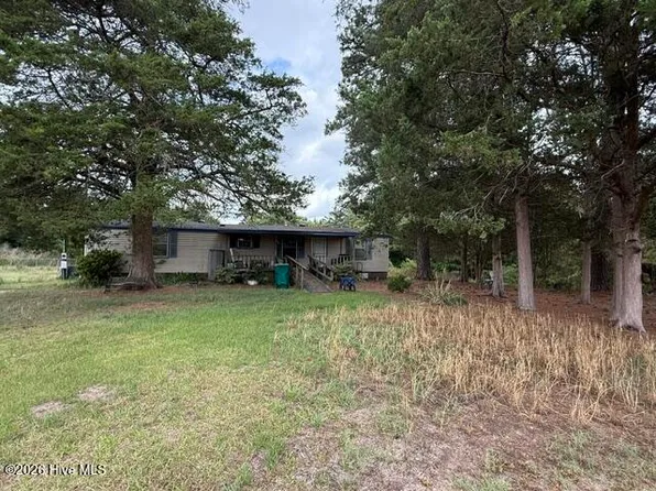9421 Academy Road, Laurinburg, NC 28352