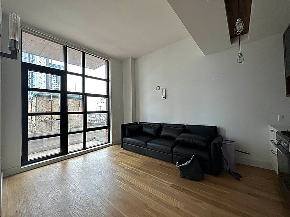 5th image of 41-21 28th St Suite 13J