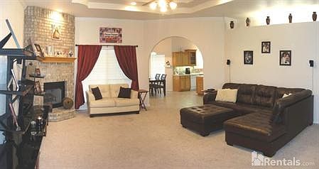 3rd image of 3106 Wisteria Ln