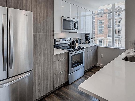 2nd image of 1422 Delgany St #1404