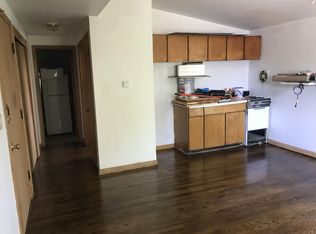 3338 S Whitnall Ave #11, Milwaukee, WI 53207