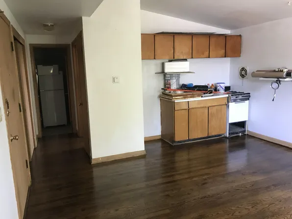 3338 S Whitnall Ave, Milwaukee, WI