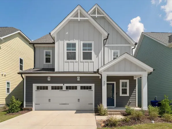 221 Beacon Dr, Pittsboro, NC 27312