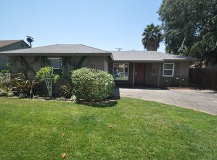 17542 Runnymede St, Lake Balboa, CA 91406