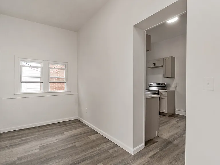 46 S 10th St #2 — Photo 26