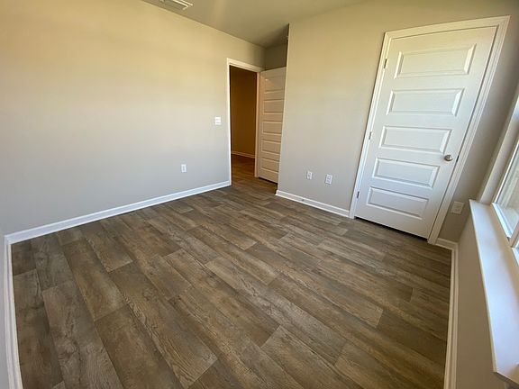 20220407_193607372_iOS_09272022