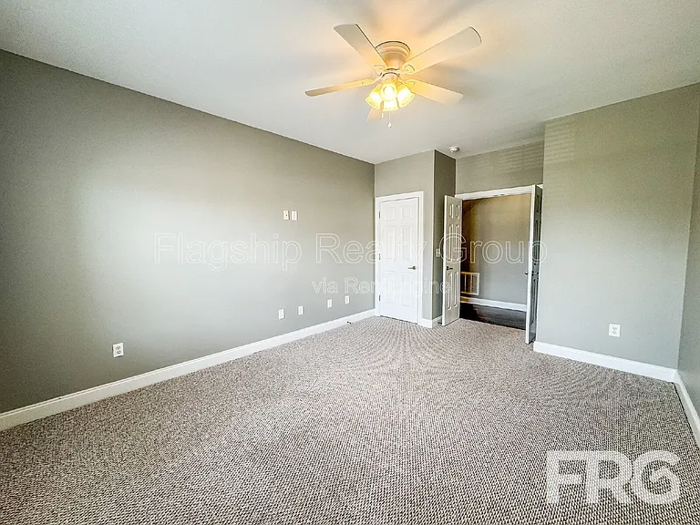 1935 Tara Ct #204 — Photo 27