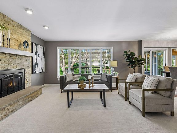 4th image of 3015 Olive Ln N