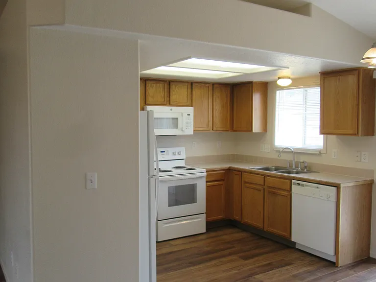 510 Lost Basin Ct — Photo 6