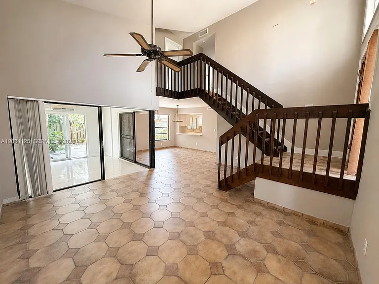 11712 SW 91st Ter — Photo 3