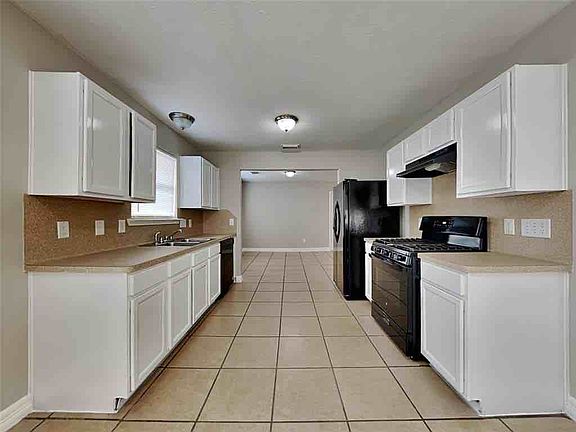 4th image of 1236 Tranquilla Dr