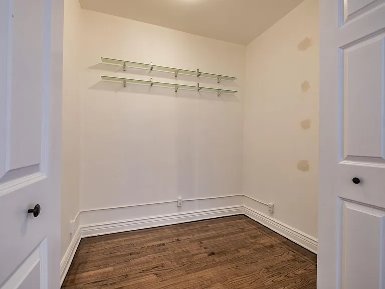 2450 W Addison St #2A — Photo 13