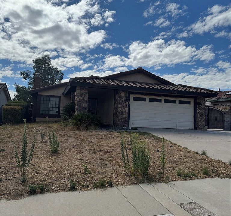 1st image of 2505 Rosemary Ln