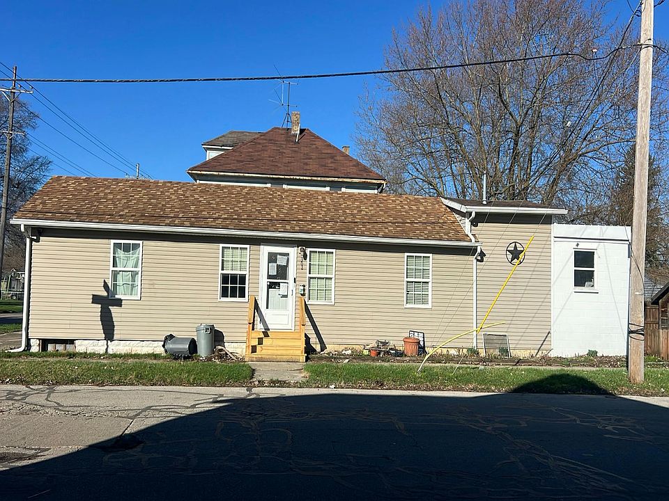 1st image of 302 Silver St