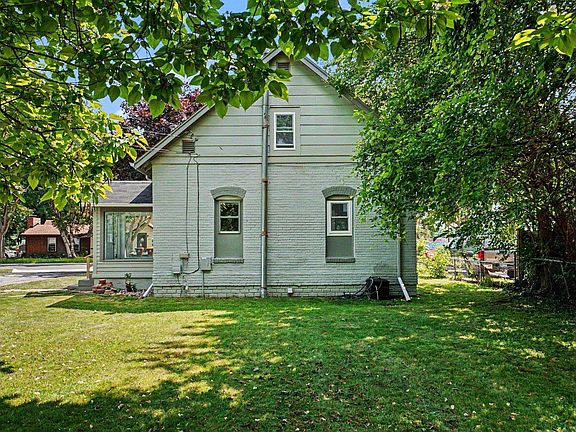 2nd image of 1309 Rosedale St