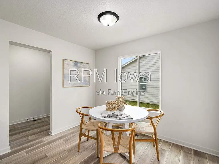 329 Freedom Way — Photo 4