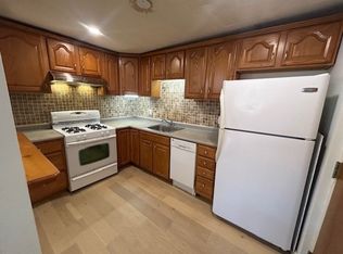 100 Quarry St APT 13, Quincy, MA 02169