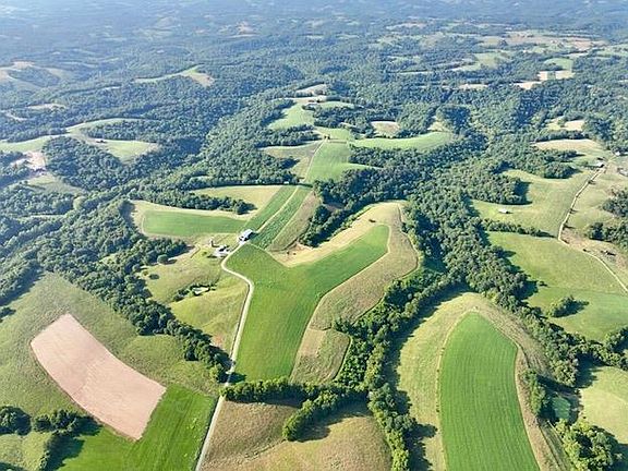 2nd image of 4050 Blue Lick Rd N