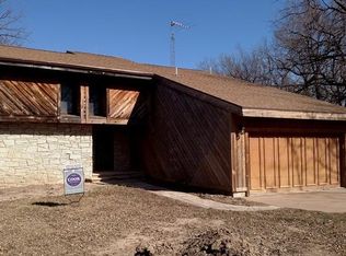2652 Eden Rd, Abilene, KS 67410