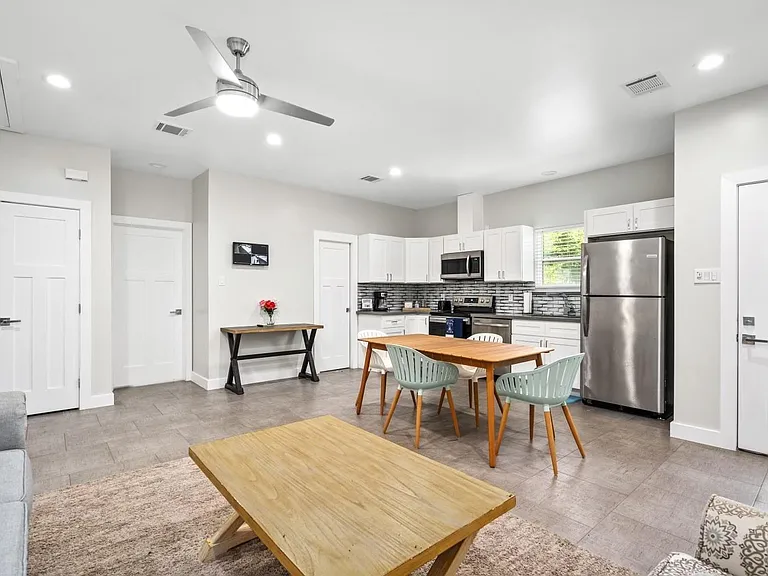 7101 Foster St #A — Photo 6