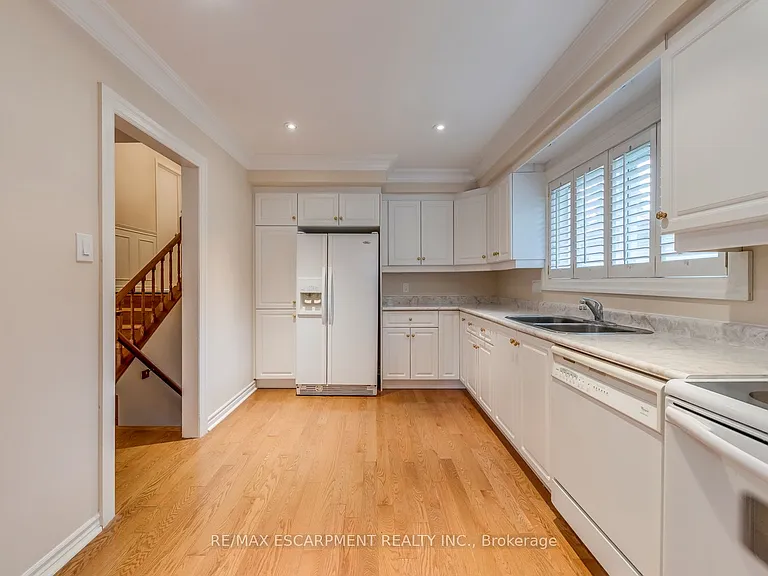 1236 Grange Rd — Photo 13