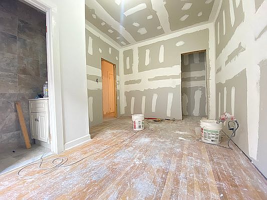 4th image of 267 Lincoln Pl #3I