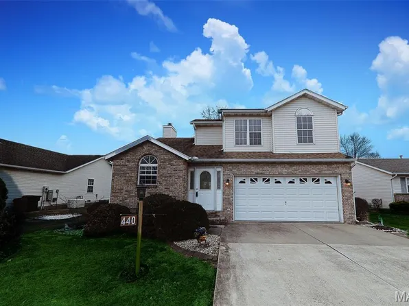 440 Pheasant Ln, Moro, IL 62067