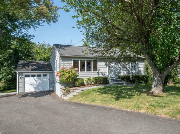 17 Highland Park Drive, Danbury, CT 06811