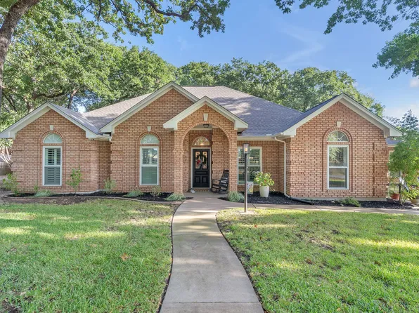 1809 Lakewood Dr, Weatherford, TX 76087