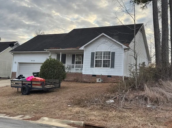 9739 Gooden Dr, Fayetteville, NC 28314