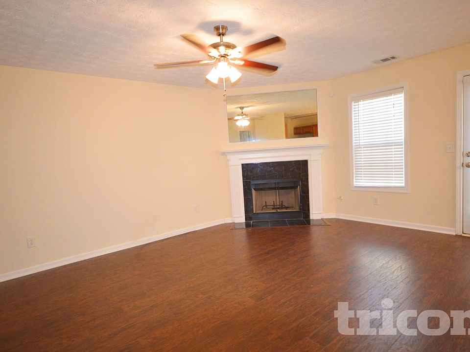 2nd image of 4682 Saint James Way