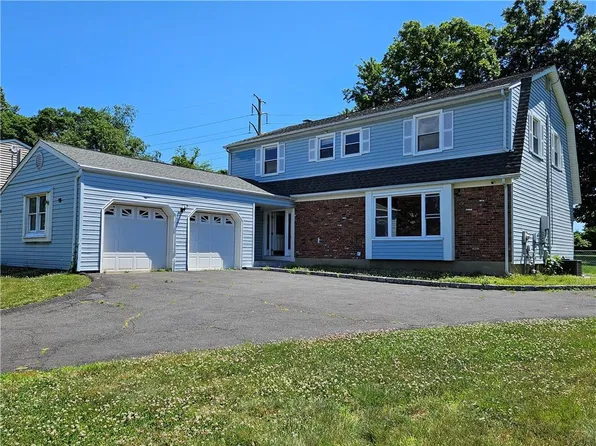 24 Ethan Allen Court, Orangeburg, NY 10962