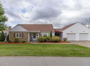 209 Arbor Ct, Bridgeport, WV