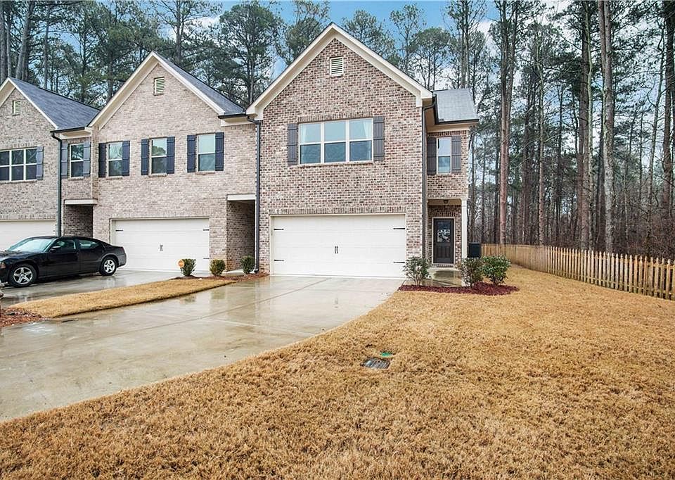 1st image of 267 Green Bridge Ct