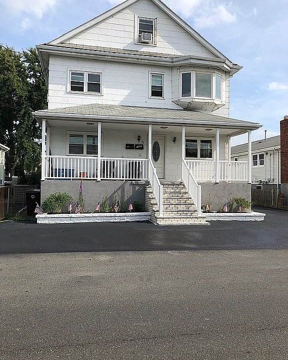 2nd image of 76 Asti Ave