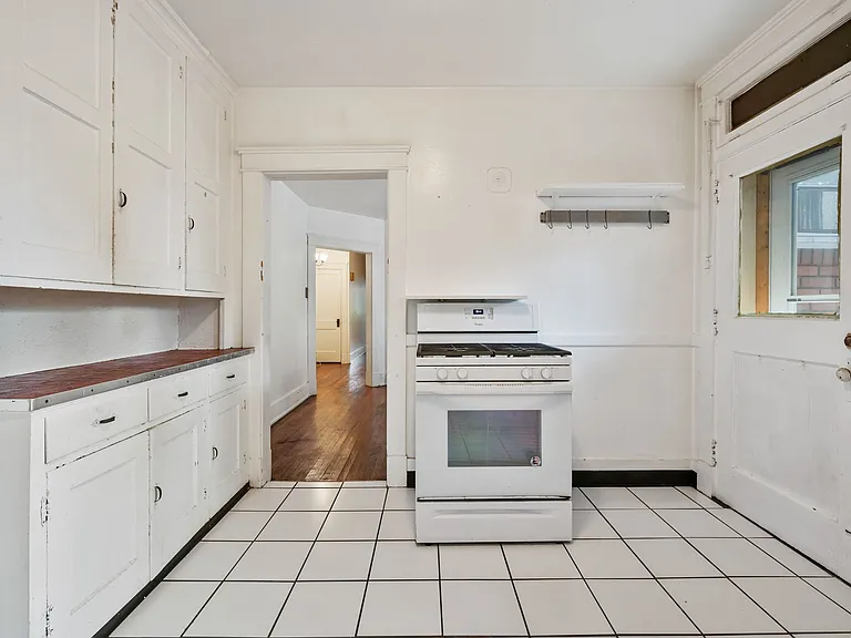 5528 Beverly Pl #1 — Photo 12