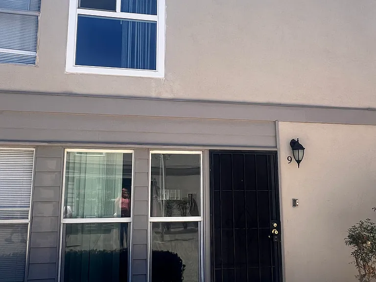 235 E Burnett St #9 — Photo 3