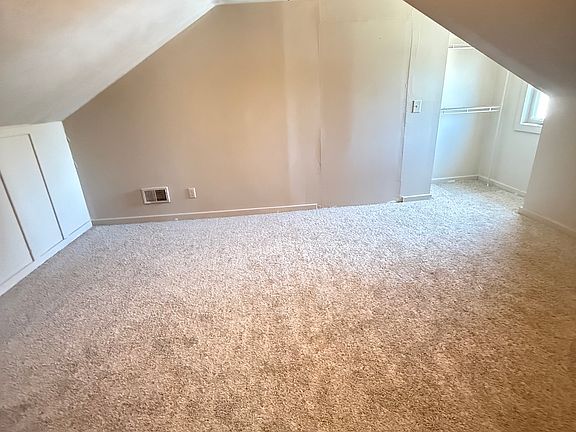 5th image of 57 E Ash St #2