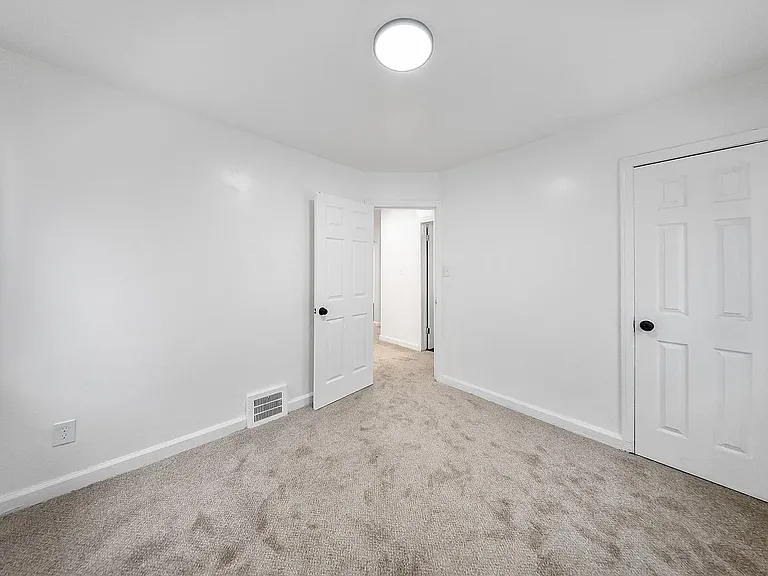 9623 Sorrento St — Photo 12