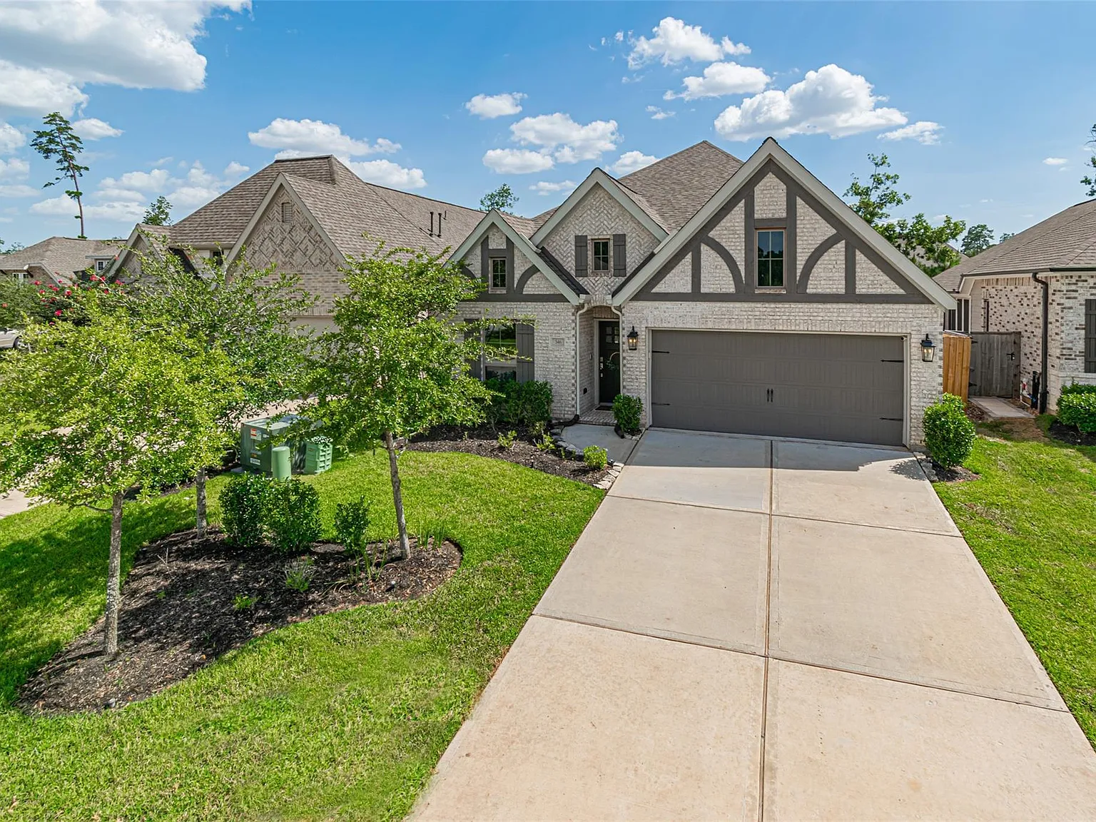 4 bed, 3.0 bath, 2140 sqft, $3,450 — Photo 3