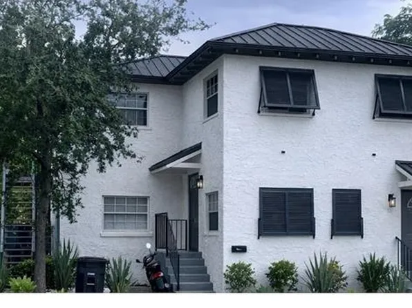 711 8th St, West Palm Beach, FL 33401