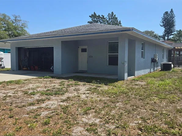 12119 Murray Ave, Seminole, FL 33778