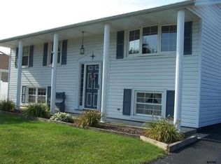 535 Washington Ave, Hanover, PA 17331