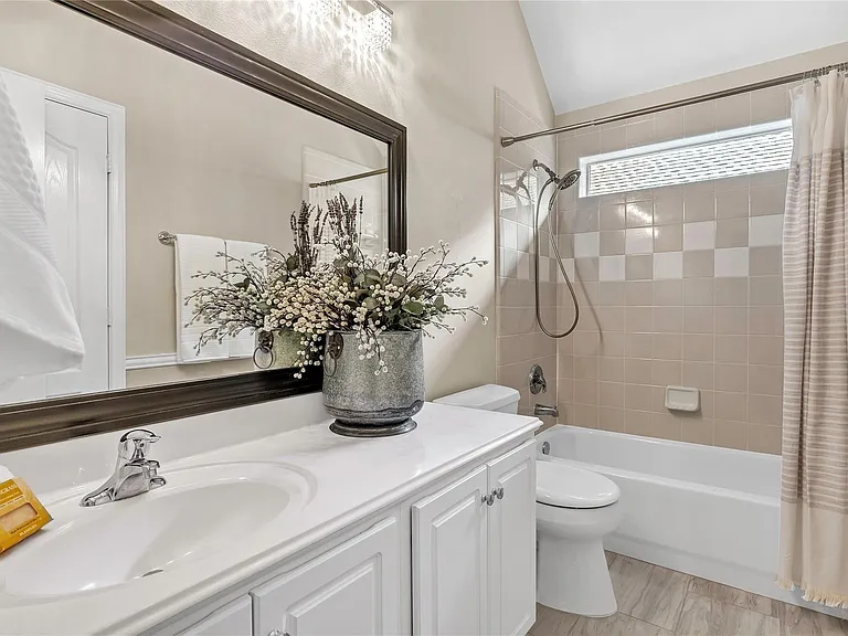 2714 Pebble Creek Dr — Photo 11