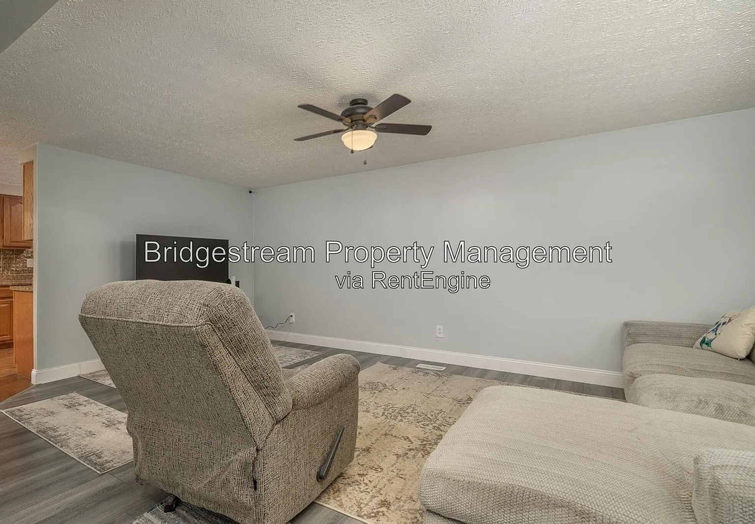 3 bed, 2.0 bath, 1232 sqft, $1,595 — Photo 4