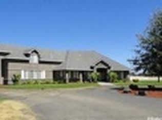 24300 N Elliott Rd, Acampo, CA 95220