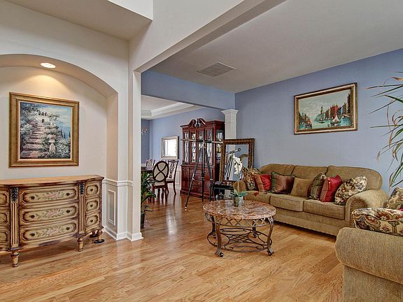 2nd image of 19101 Harbor Cove Ln