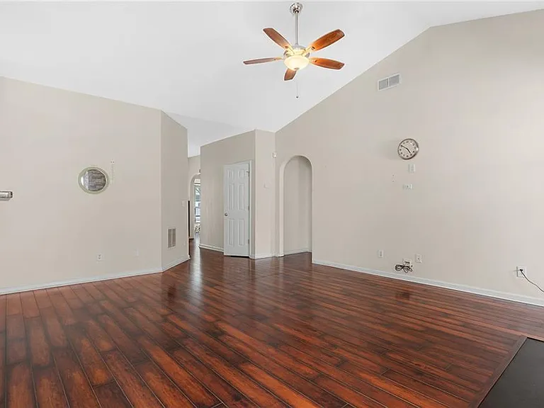 1755 Arborwood Dr — Photo 3