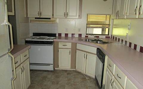 2nd image of 1615 Hamilton Ave NE